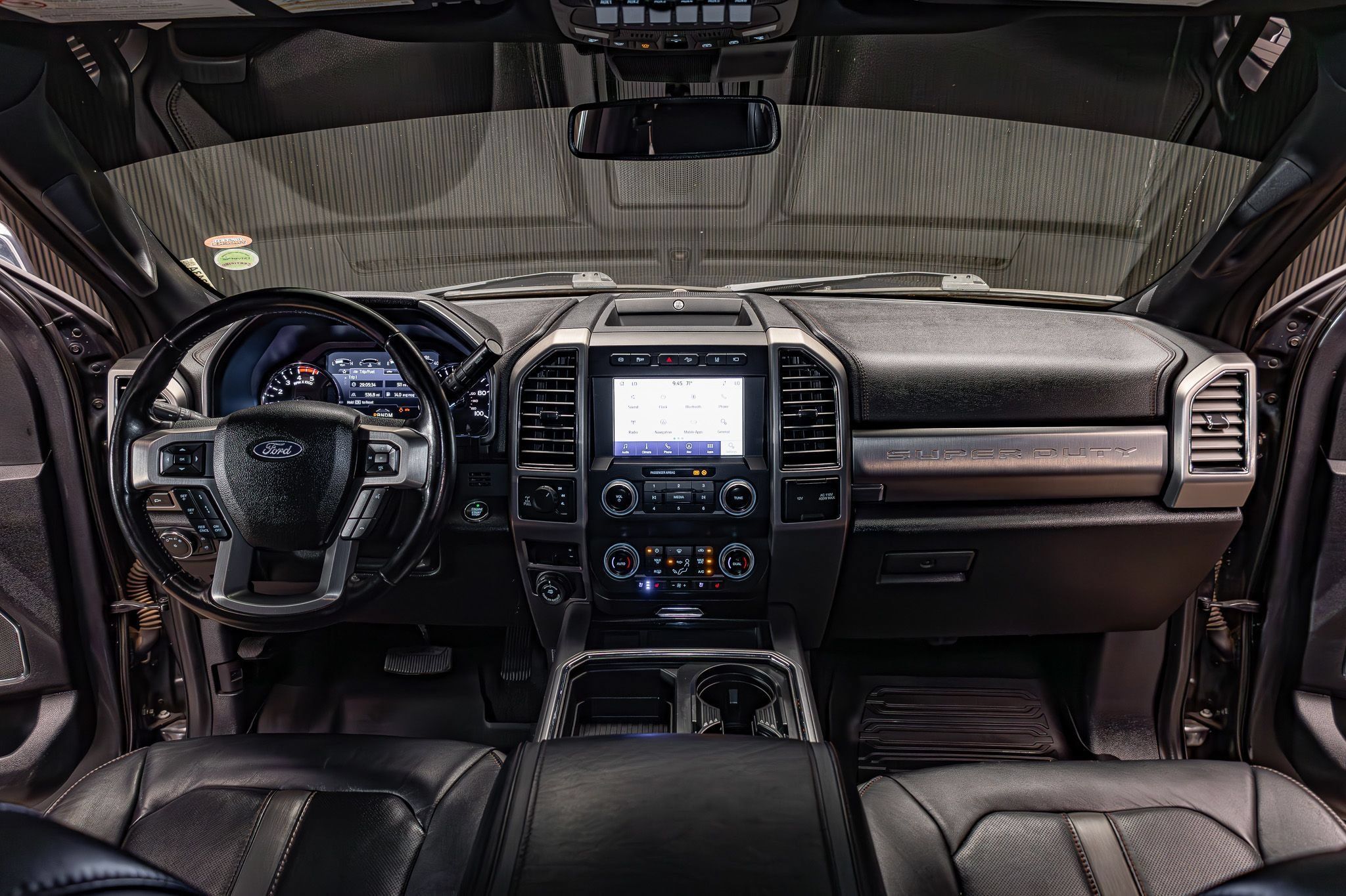 Used 2020 Ford F350 Platinum AWD/4WD image 14