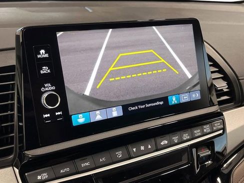 New 2026 Honda Odyssey Touring image 23