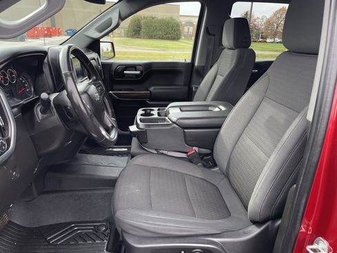 Used 2021 Chevrolet Silverado 1500 RST image 16