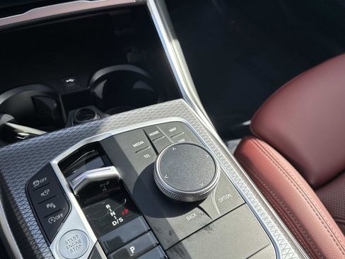 Used 2025 BMW M340i image 23