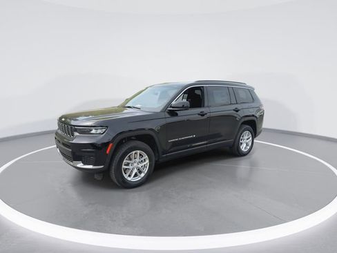 New 2026 Jeep Grand Cherokee L Laredo AWD/4WD image 4