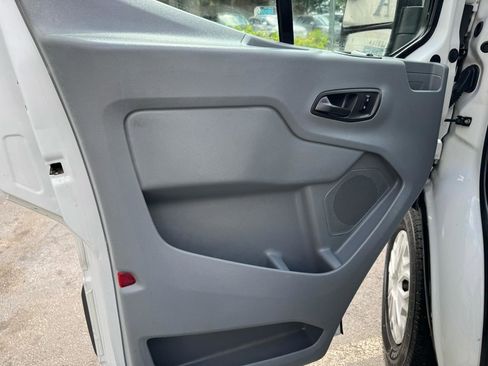 Used 2017 Ford Transit 350 XLT RWD image 11