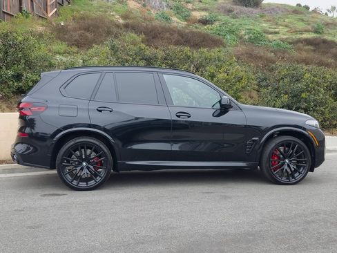 New 2026 BMW X5 M60i image 4