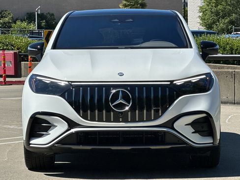 New 2025 Mercedes-Benz EQE AMG 4MATIC SUV image 5