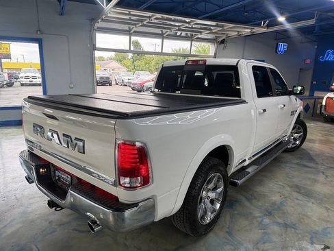Used 2017 RAM 1500 Limited AWD/4WD image 2