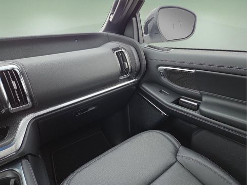 New 2026 Ford Expedition Platinum w/ Stealth Performance Package image 12