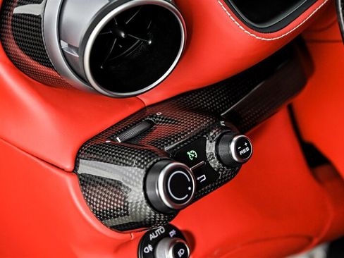 Used 2023 Ferrari 812 GTS RWD image 33