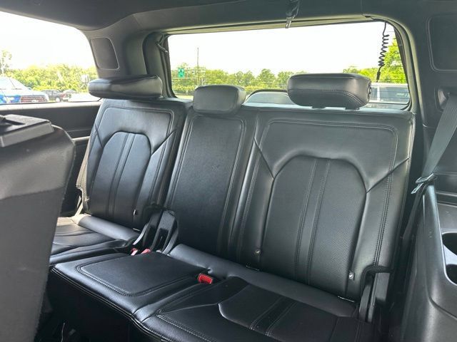 Used 2018 Ford Expedition Limited RWD image 22