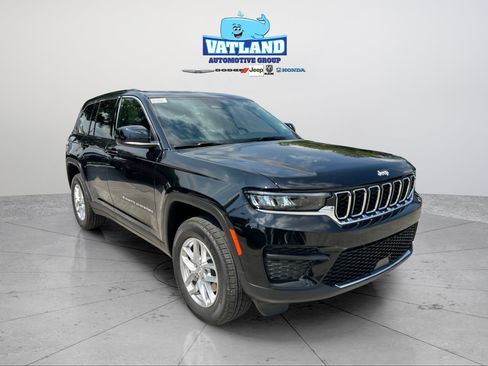 New 2026 Jeep Grand Cherokee Laredo X RWD image 22
