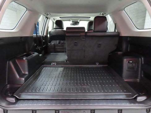 Used 2021 Toyota 4Runner Venture image 33