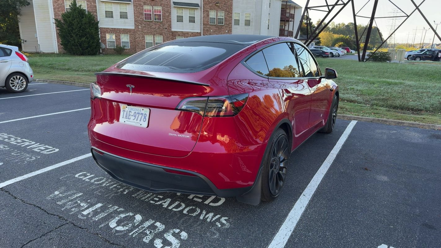 Used 2023 Tesla Model Y Performance AWD/4WD image 5