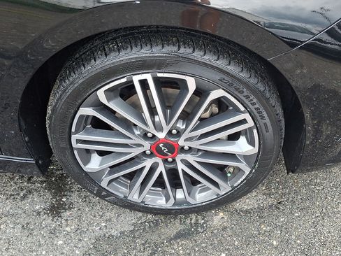 Used 2023 Kia Forte GT FWD image 11