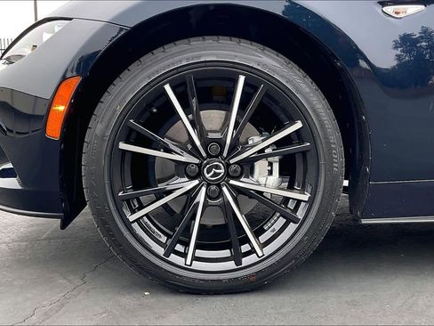 Used 2025 MAZDA MX-5 Miata RF Grand Touring w/ Weather Package image 12