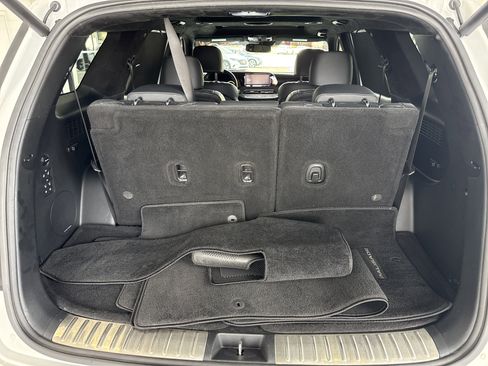 Used 2022 Hyundai Palisade Calligraphy image 11