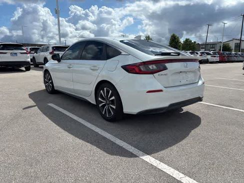 Used 2022 Honda Civic EX-L image 3