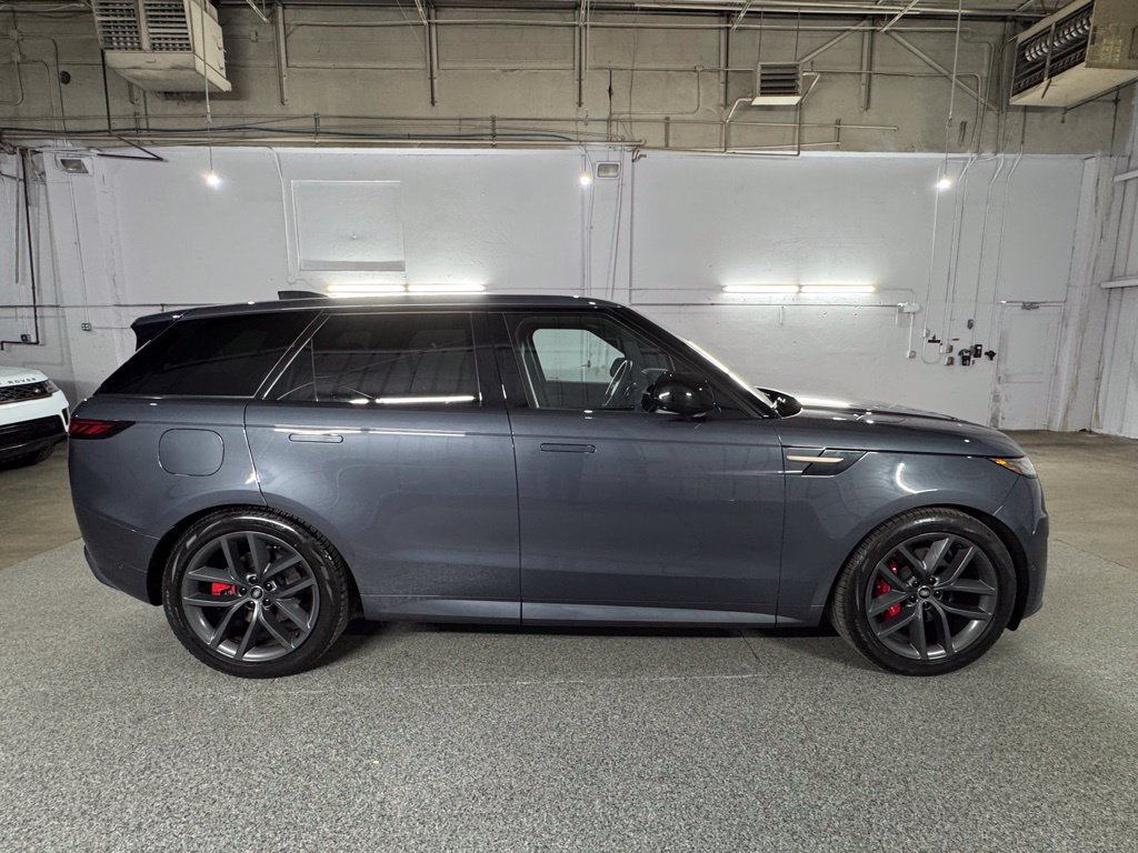 Used 2023 Land Rover Range Rover Sport SE Dynamic AWD/4WD image 11