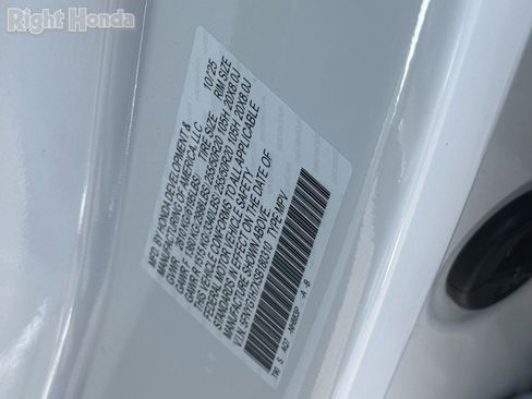 Certified 2025 Honda Pilot Touring image 35