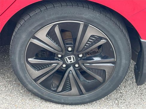 Used 2019 Honda Civic EX image 11