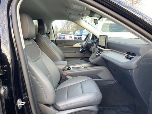 New 2026 Ford Explorer Active image 29