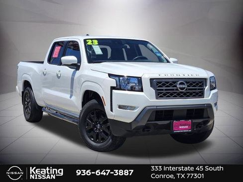 Certified 2023 Nissan Frontier SV w/ Technology Package AWD/4WD image 3