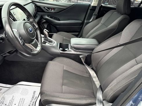 Used 2023 Subaru Outback Premium w/ Popular Package #1 image 9