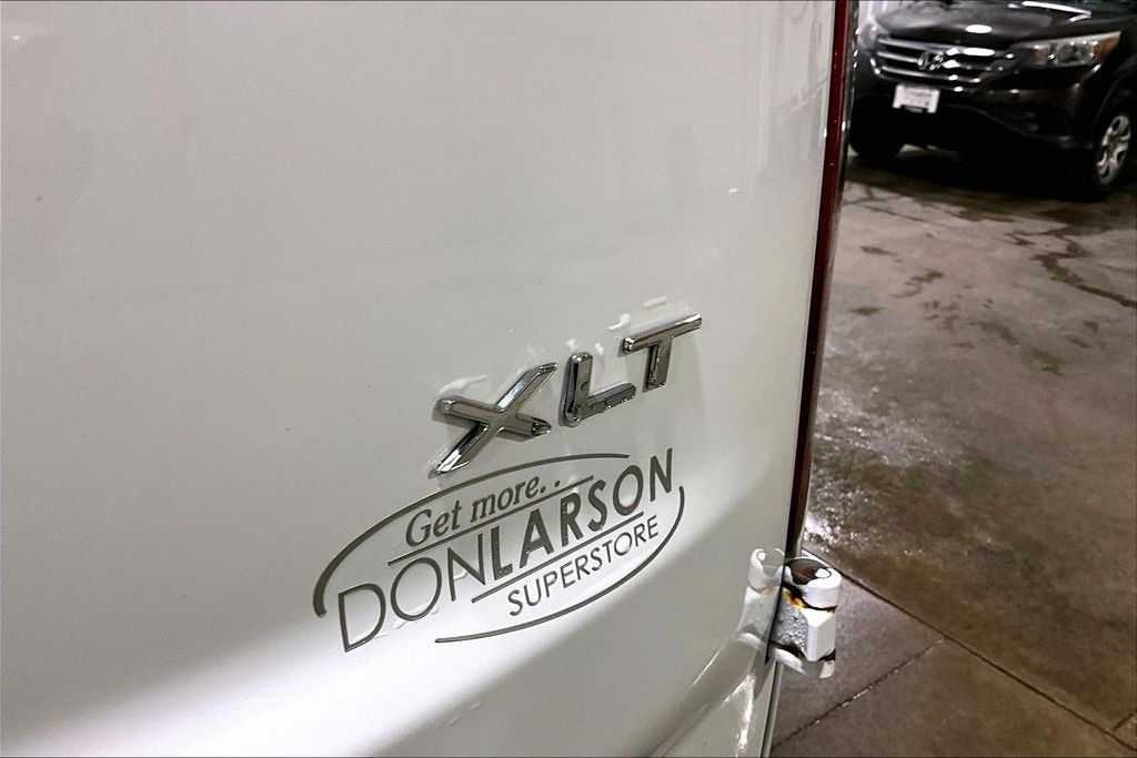 Certified 2017 Ford Transit Connect XLT FWD image 27