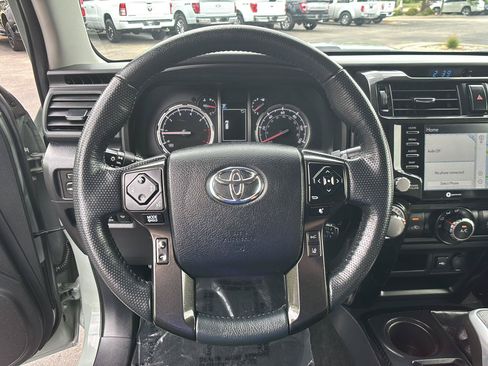 Used 2023 Toyota 4Runner TRD Off-Road Premium w/ Off Road Premium Plus Package AWD/4WD image 26