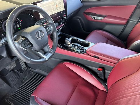 Used 2023 Lexus NX 350h 350h Premium image 9