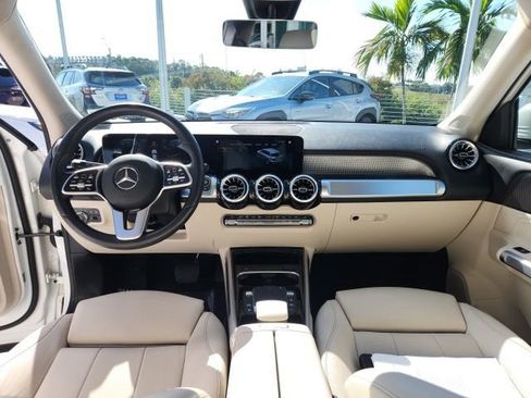 Used 2022 Mercedes-Benz GLB 250 4MATIC image 24