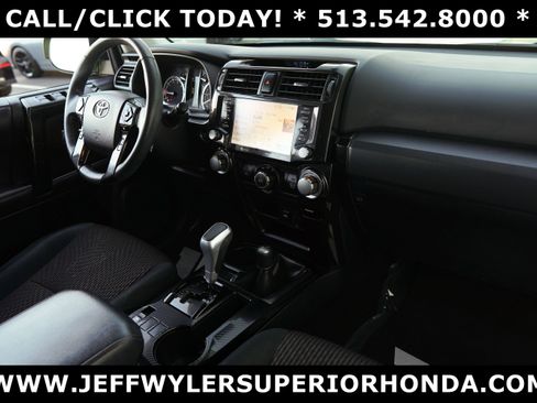 Used 2023 Toyota 4Runner TRD Off-Road image 34