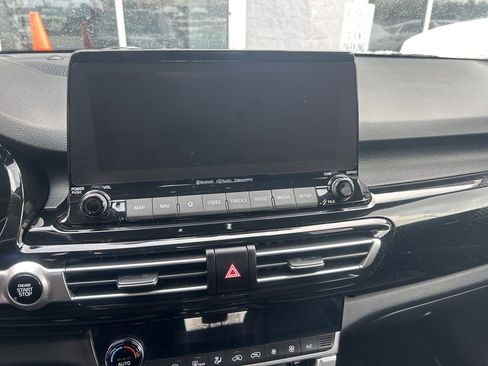 Used 2023 Kia Seltos EX image 4