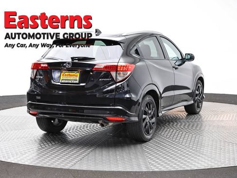 Used 2022 Honda HR-V Sport image 5