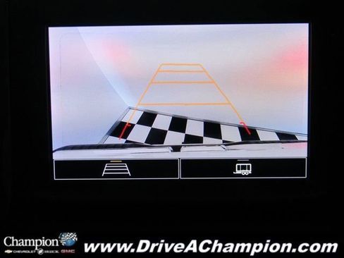 Used 2024 GMC Sierra 2500 Pro w/ Convenience Package image 7