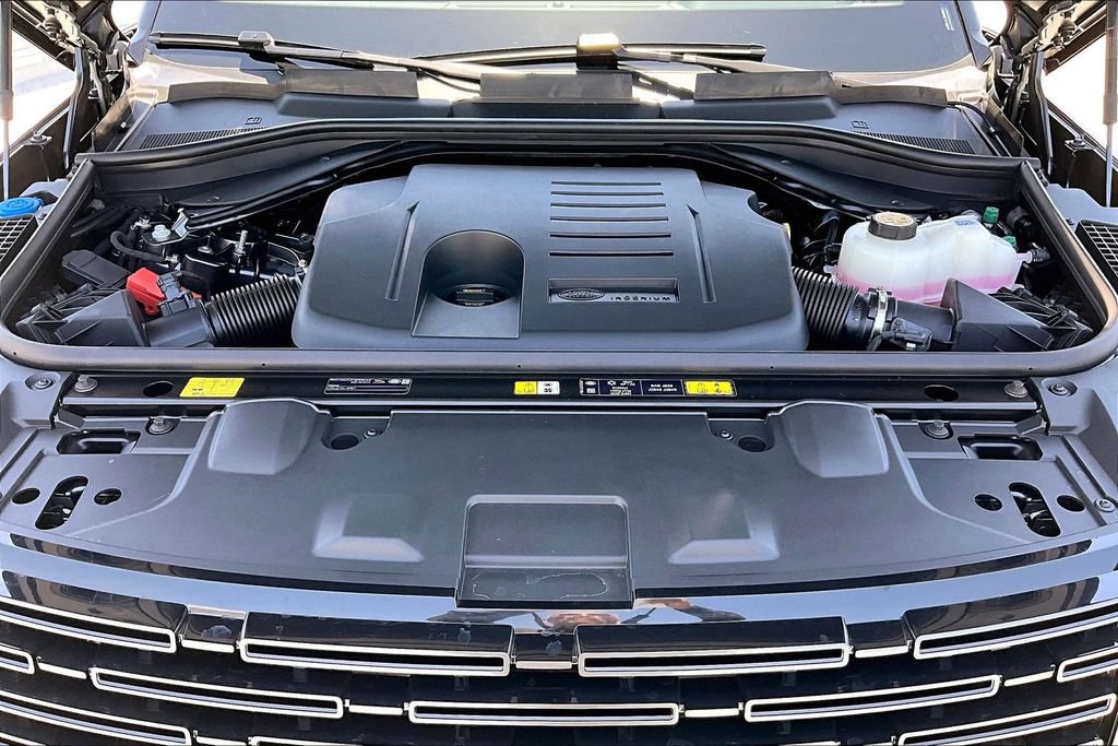 New 2026 Land Rover Range Rover SE AWD/4WD image 12