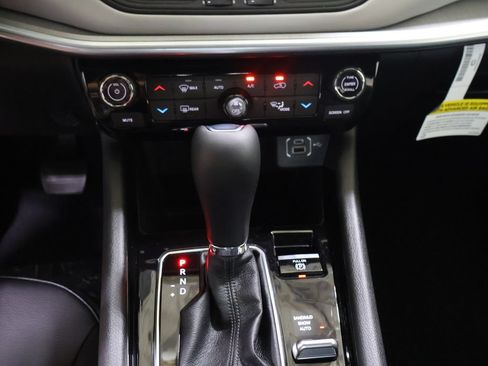 New 2026 Jeep Compass Limited AWD/4WD image 22