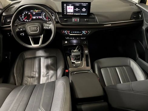 Used 2022 Audi Q5 2.0T Premium image 11