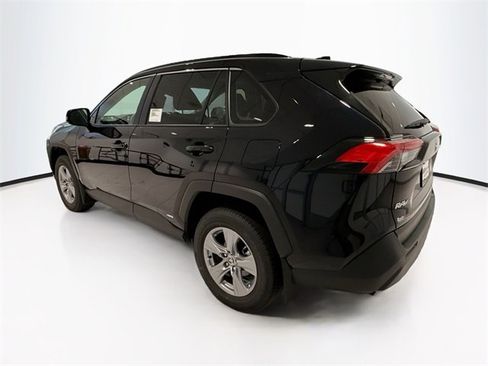 New 2025 Toyota RAV4 LE image 5