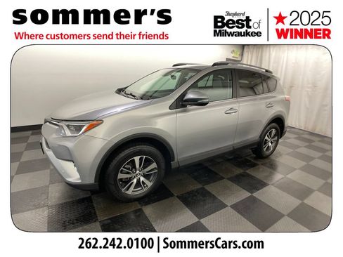 Used 2017 Toyota RAV4 XLE AWD/4WD image 7