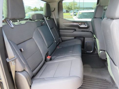 Used 2025 GMC Sierra 1500 Elevation image 30