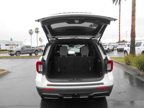 New 2026 Ford Explorer ST-Line image 10