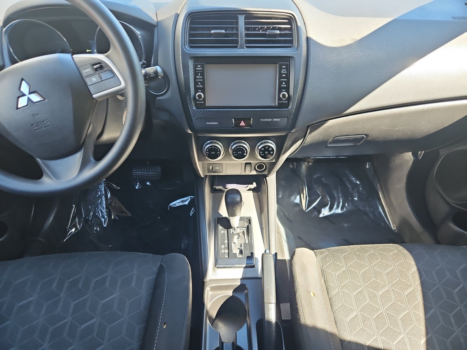 Used 2020 Mitsubishi Outlander Sport ES FWD image 11