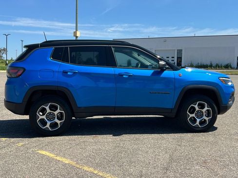 Used 2022 Jeep Compass Trailhawk w/ Trailhawk Elite Group AWD/4WD image 54