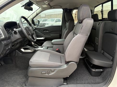 New 2026 Nissan Frontier SV image 17