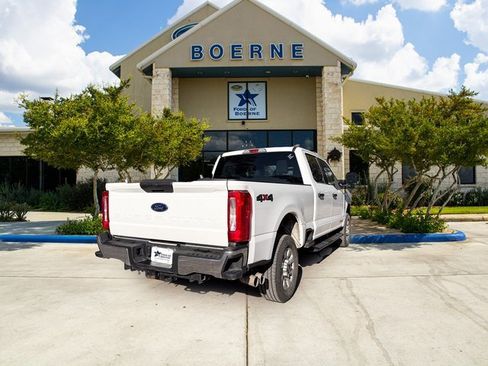Used 2024 Ford F250 XLT image 5