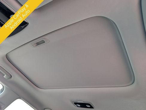 Certified 2025 Kia Seltos SX w/ SX Sunroof Package image 18