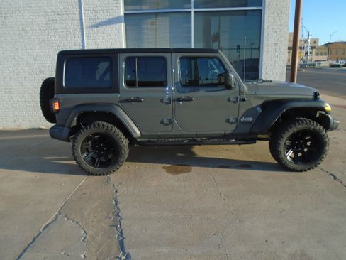 Used 2021 Jeep Wrangler Unlimited Sport AWD/4WD image 1