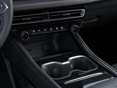New 2027 Chevrolet Traverse LT w/ Driver Confidence Package FWD image 24