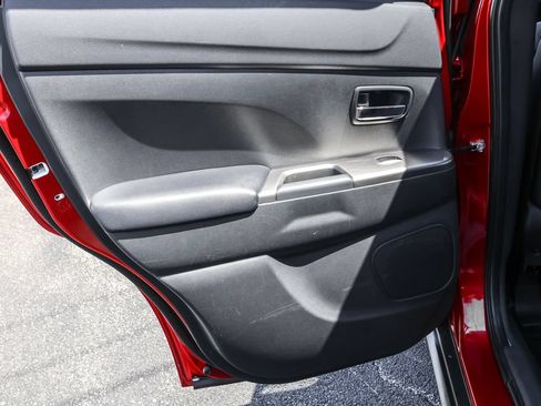 Used 2024 Mitsubishi Outlander Sport SE AWD/4WD image 26