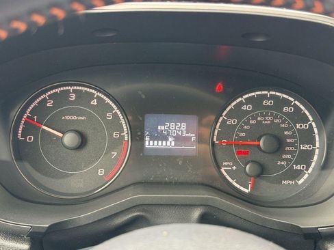 Used 2023 Subaru Crosstrek 2.0i Premium AWD/4WD image 13