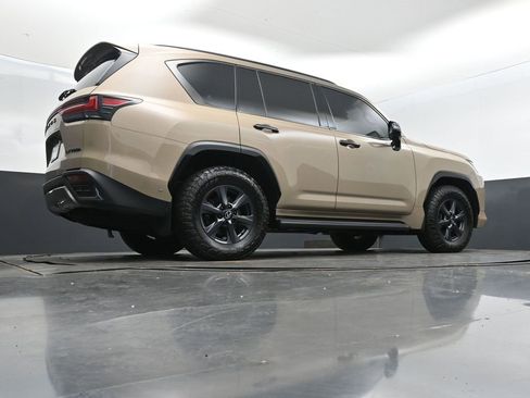 Used 2025 Lexus LX 700h Overtrail image 45